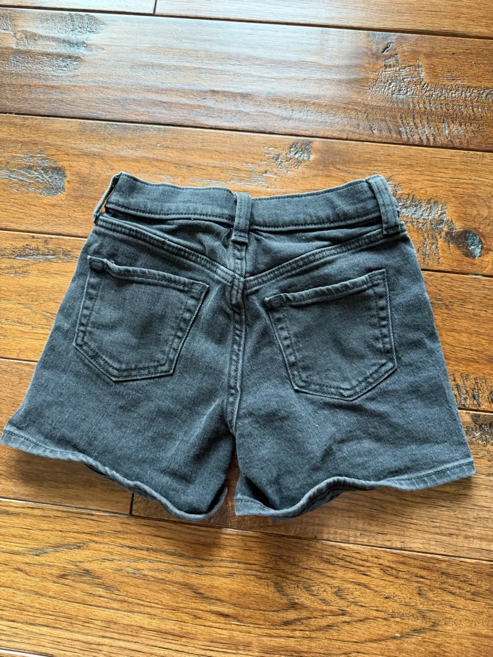 Old Navy kids size 8 Black High-Rise Denim Shorts